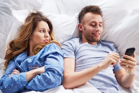 Common Myths About “Keeping” a Guy